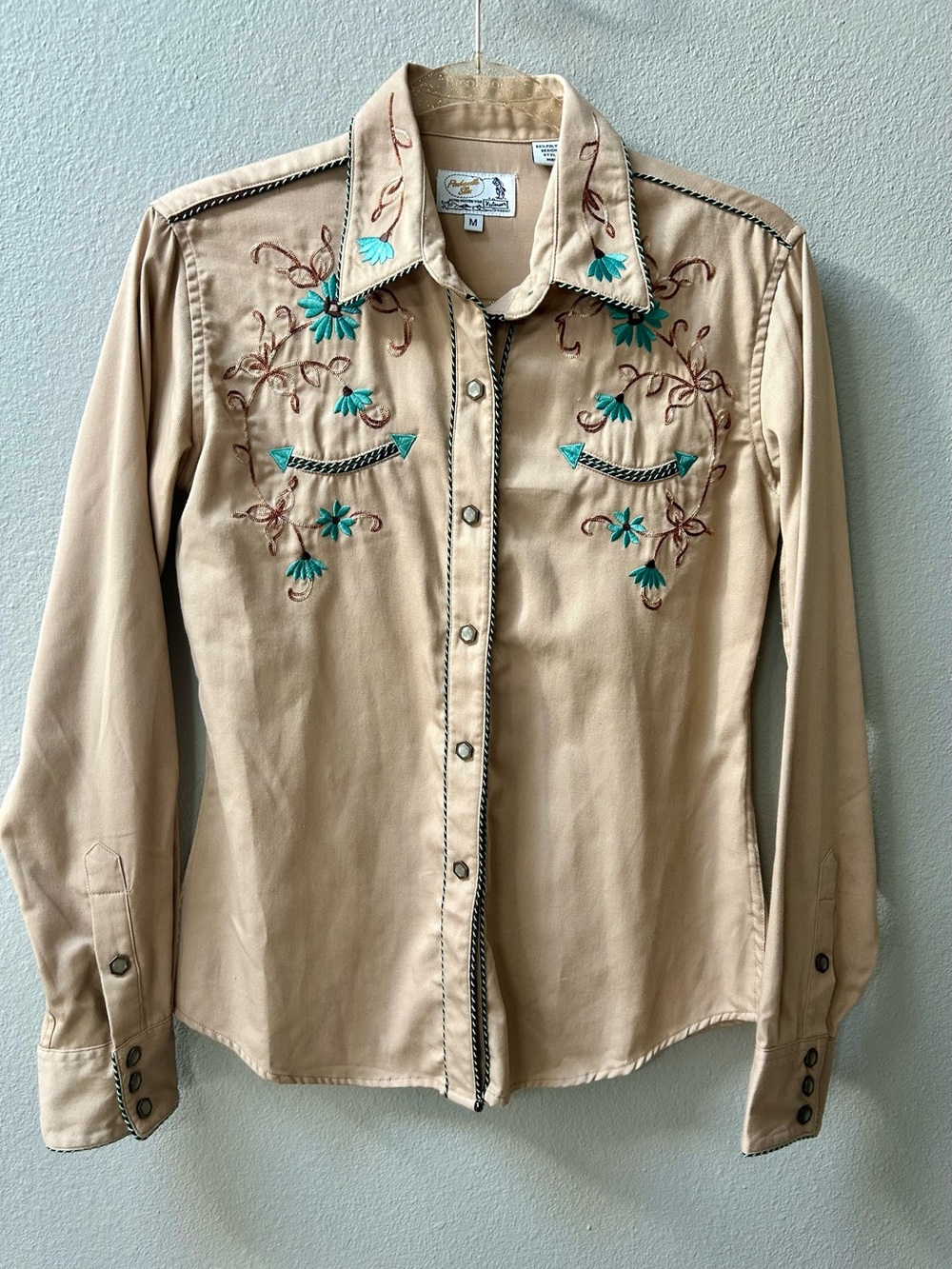Panhandle Slim Retro Western Embroidered Pearl Snap Shirt | Medium